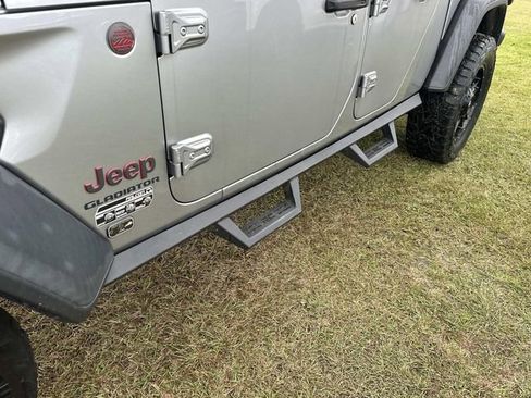 Used 2020 Jeep Gladiator Rubicon image 15