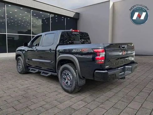 Used 2025 Nissan Frontier PRO-4X w/ Pro Convenience Package image 3