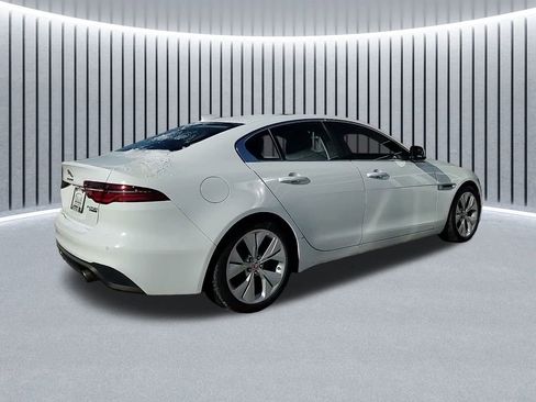 Used 2020 Jaguar XE S image 7