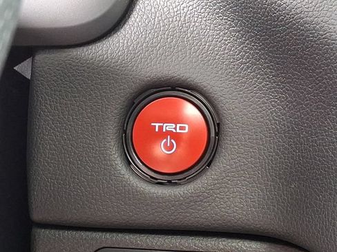 Used 2024 Toyota Sequoia SR5 w/ SR5 Premium Package AWD/4WD image 27