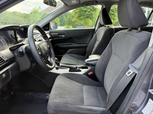 Used 2015 Honda Accord EX image 34