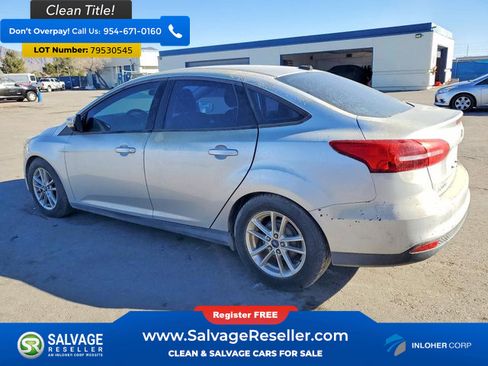 Used 2015 Ford Focus SE image 3