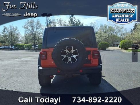 Used 2019 Jeep Wrangler Unlimited Rubicon w/ Dual Top Group AWD/4WD image 7