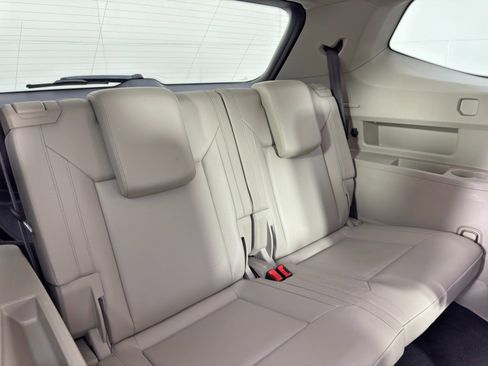 Used 2019 Volkswagen Atlas SE w/ Towing Package image 37