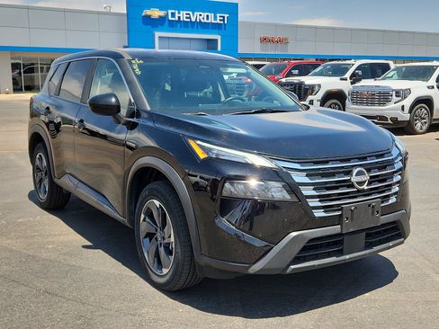 Used 2025 Nissan Rogue SV FWD image 6