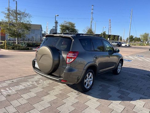 Used 2010 Toyota RAV4 Limited FWD image 4
