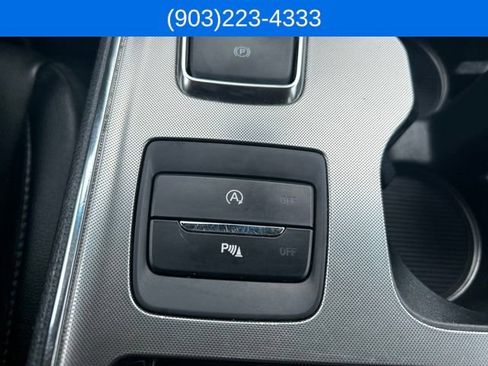 Used 2023 Ford Edge Titanium w/ Cargo Accessory Package AWD/4WD image 33