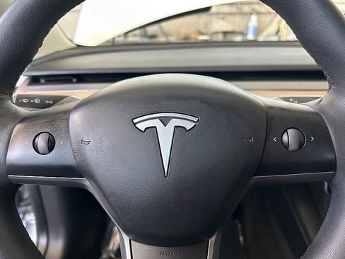 Used 2023 Tesla Model 3 Standard Range RWD image 24