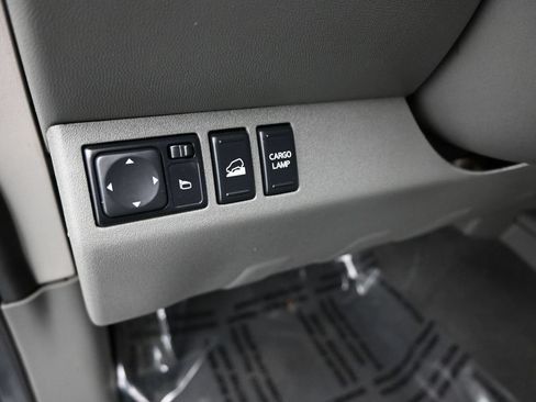 Used 2019 Nissan Frontier SV AWD/4WD image 18