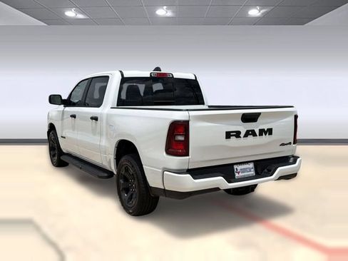 New 2026 RAM 1500 Express AWD/4WD image 3