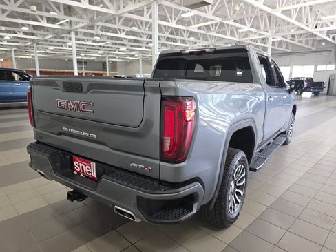Used 2021 GMC Sierra 1500 AT4 w/ Technology Package AWD/4WD image 5
