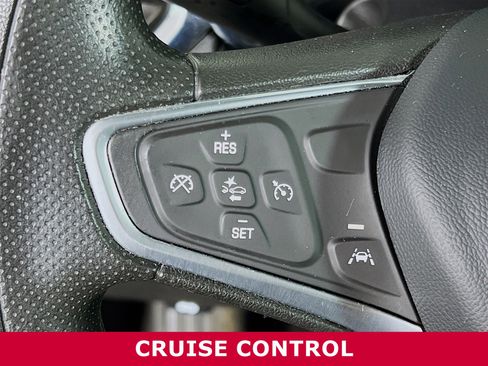 Used 2023 Chevrolet Equinox LS image 13