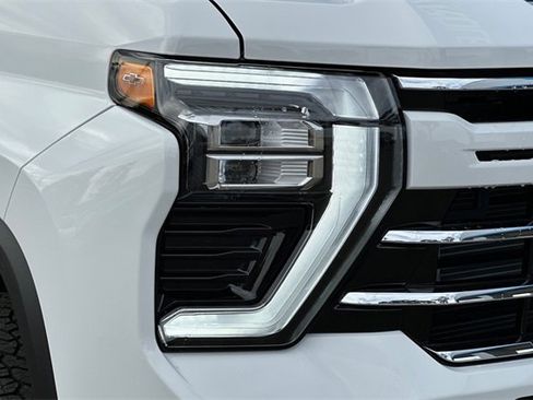 New 2026 Chevrolet Silverado 2500 LT image 34