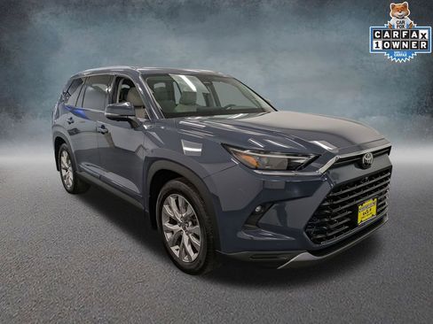 Used 2025 Toyota Grand Highlander AWD Hybrid image 3