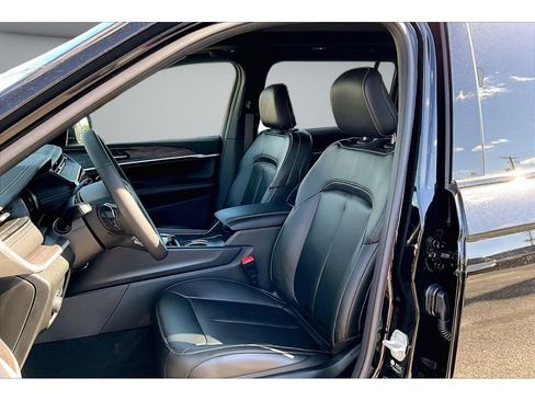 New 2026 Jeep Grand Cherokee L Limited AWD/4WD image 10