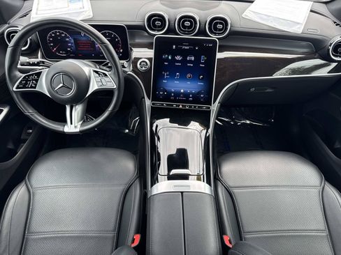Used 2024 Mercedes-Benz GLC 300 image 9