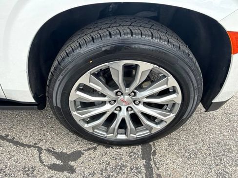 Used 2022 GMC Yukon Denali AWD/4WD image 13