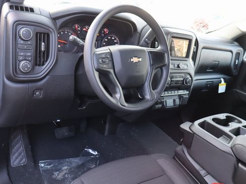 New 2026 Chevrolet Silverado 2500 Custom w/ Custom Value Package image 6