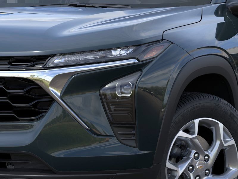 New 2026 Chevrolet Trax LS w/ LS Convenience Package FWD image 12
