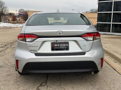 Used 2023 Toyota Corolla LE image 4