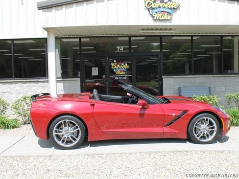 Used 2014 Chevrolet Corvette Stingray Convertible w/ 3LT Preferred Equipment Group RWD image 19