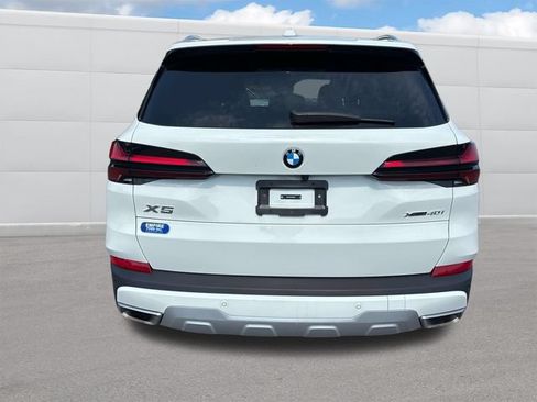 Used 2026 BMW X5 xDrive40i AWD/4WD image 4