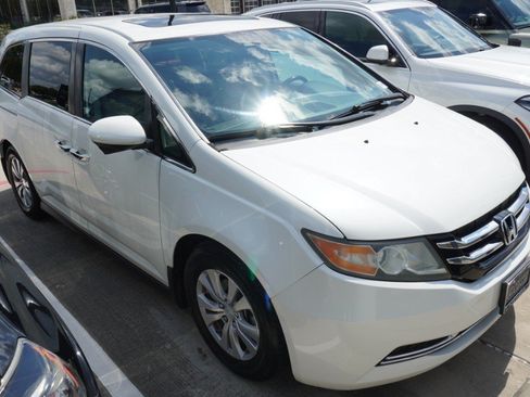 Used 2016 Honda Odyssey EX-L image 3