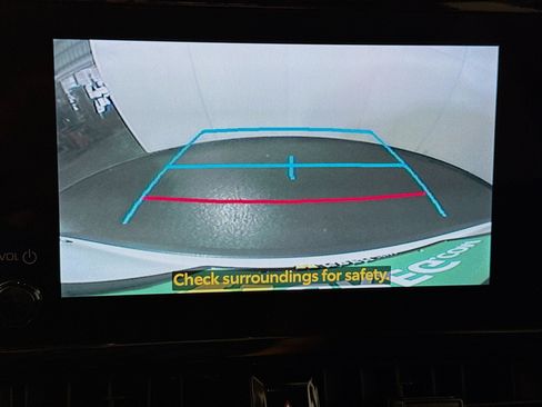 Used 2024 Toyota Corolla Cross LE FWD image 19