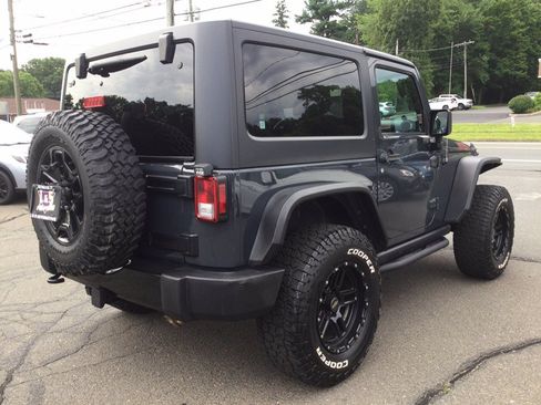 Used 2016 Jeep Wrangler Sport AWD/4WD image 7
