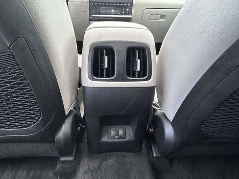Used 2022 Hyundai Tucson Limited AWD/4WD image 10
