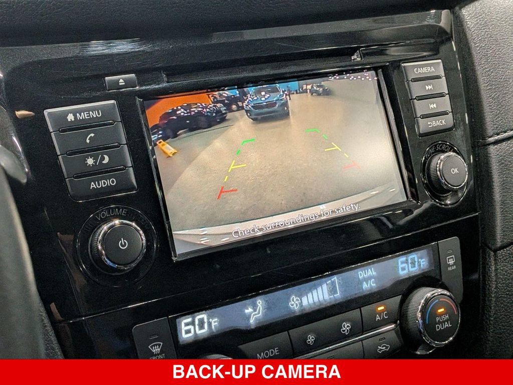 Used 2020 Nissan Rogue SV AWD/4WD image 23