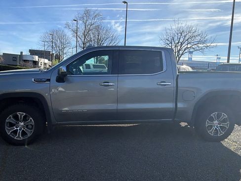 Certified 2024 GMC Sierra 1500 SLT image 8