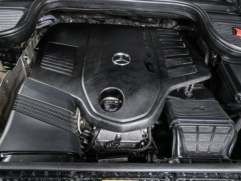 Used 2022 Mercedes-Benz GLS 450 4MATIC image 38