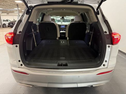 Used 2020 Buick Enclave Premium w/ Surround and Sites Package AWD/4WD image 22