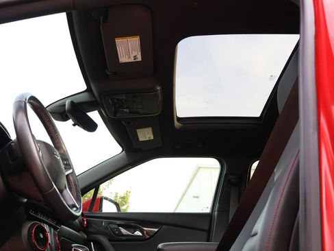 Used 2021 Chevrolet Blazer RS w/ Enhanced Convenience Package image 44