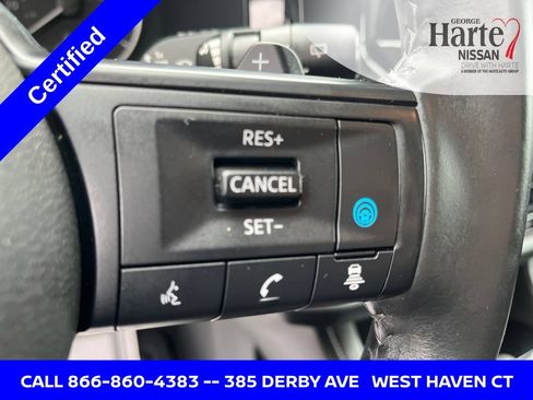 Certified 2025 Nissan Pathfinder SV AWD/4WD image 32
