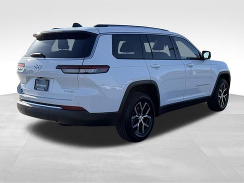 Used 2023 Jeep Grand Cherokee L Limited w/ Trailer Tow Group (B) AWD/4WD image 30