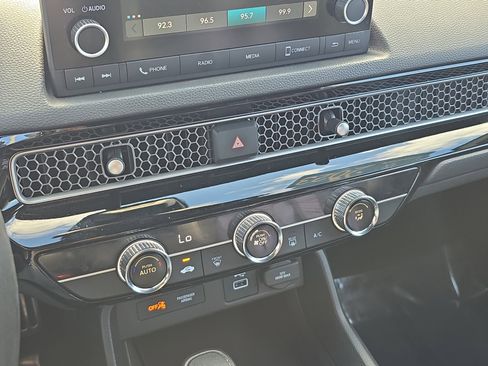 Used 2023 Honda Civic Sport image 22