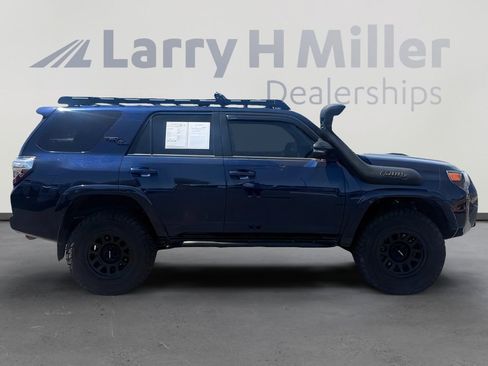 Used 2023 Toyota 4Runner TRD Off-Road Premium w/ Off Road Premium Plus Package AWD/4WD image 6