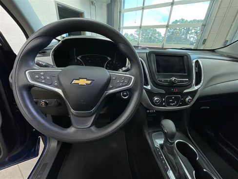 Used 2022 Chevrolet Equinox LT FWD image 14