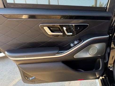 Used 2022 Mercedes-Benz S 580 4MATIC Sedan image 40