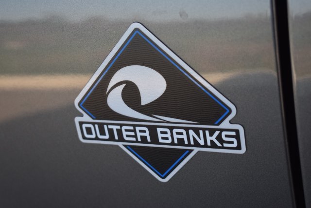 Used 2024 Ford Bronco Outer Banks AWD/4WD image 15
