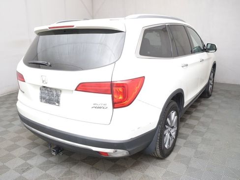 Used 2018 Honda Pilot Elite image 5