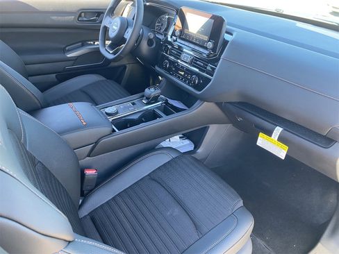 New 2025 Nissan Pathfinder Rock Creek image 13