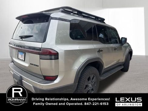 Used 2024 Lexus GX 550 AWD/4WD image 5