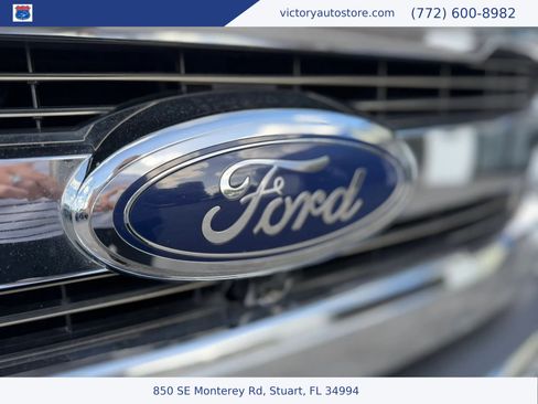 Used 2015 Ford F150 King Ranch w/ Equipment Group 601A Luxury AWD/4WD image 9