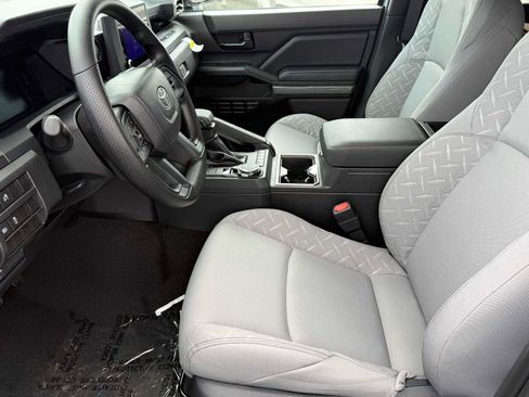 New 2026 Toyota Tacoma SR5 AWD/4WD image 9