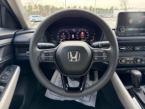 New 2025 Honda Accord SE image 16