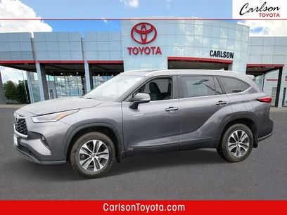 Used 2021 Toyota Highlander XLE
