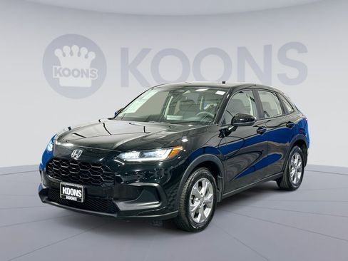 Used 2023 Honda HR-V LX image 1